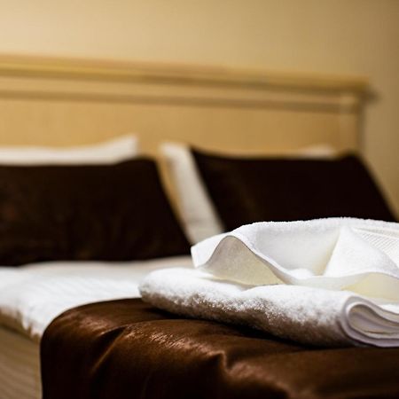Sulo Atyrau Hotel Екстериор снимка