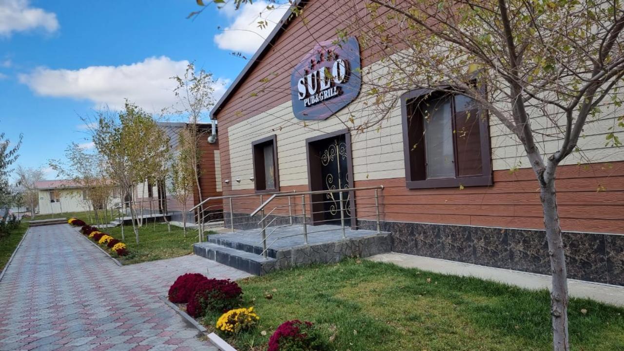 Sulo Atyrau Hotel Екстериор снимка