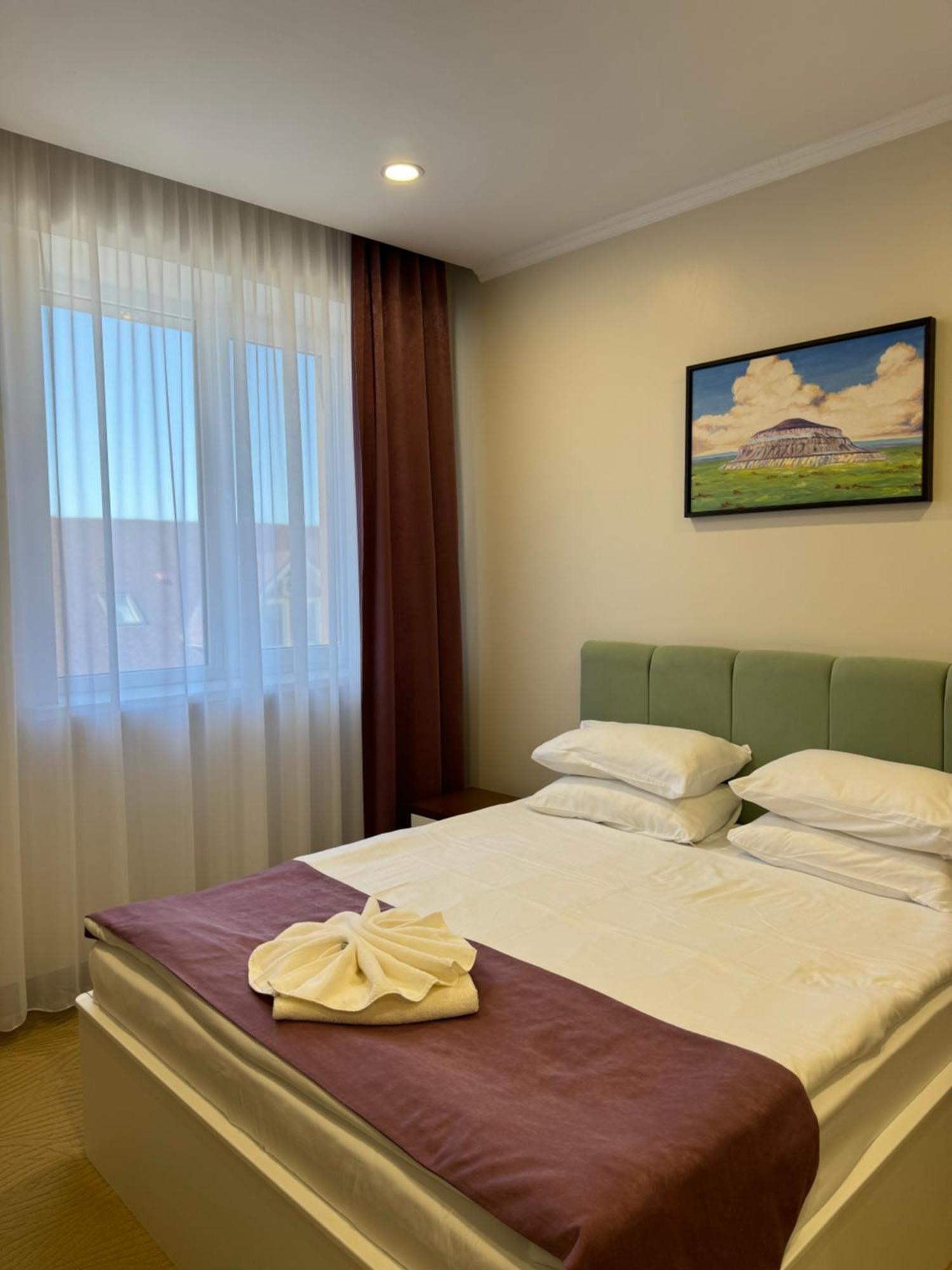 Sulo Atyrau Hotel Екстериор снимка