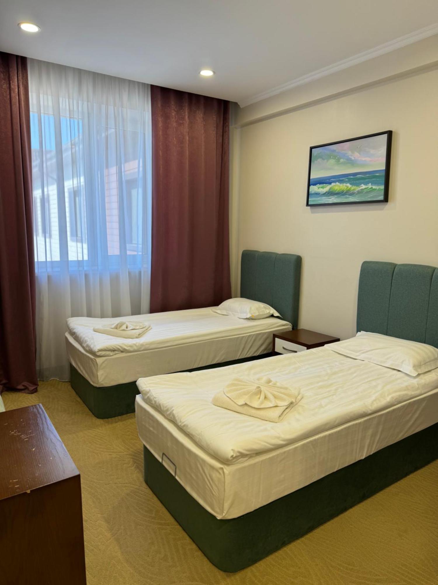 Sulo Atyrau Hotel Екстериор снимка
